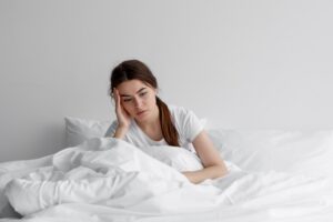 睡眠不足の原因と体への影響を知り改善までの方法