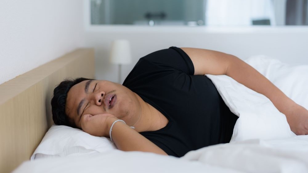睡眠時無呼吸症候群はダイエットで治る？効果や方法を解説